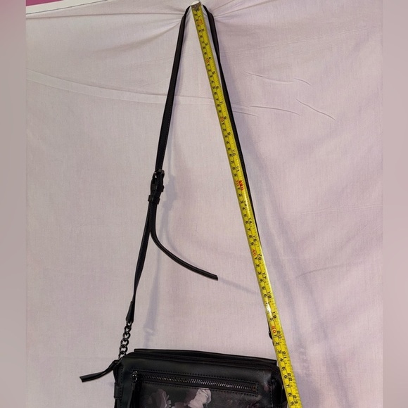 Simply Vera Vera Wang Black and Gray Floral Crossbody Bag - Picture 13 of 14